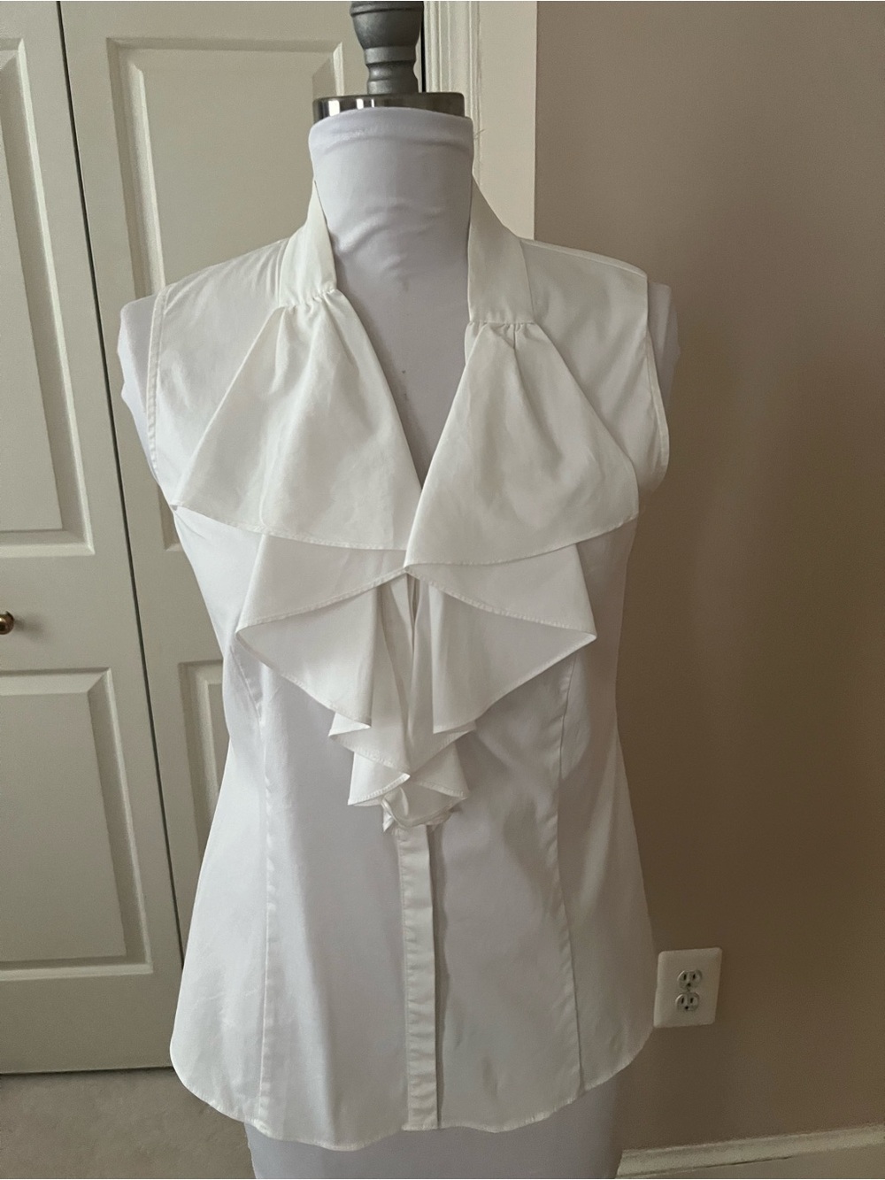 Lafayette 148 New York White Sleeveless Ruffle Front Blouse